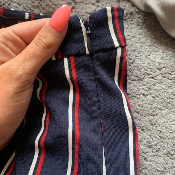 Dress pants - Picture 3 of 3